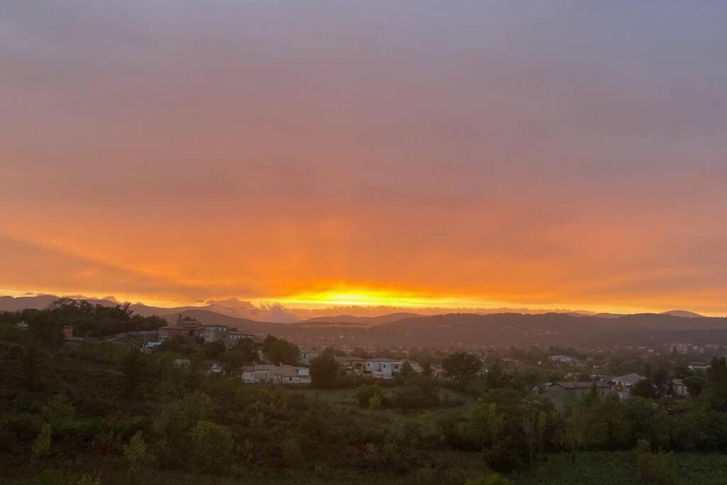 L'Oree Cevenole, Gite Avec Spa Et Vue Panoramique Sur Les Cevennes Daire Saint Julien Les Rosiers Dış mekan fotoğraf