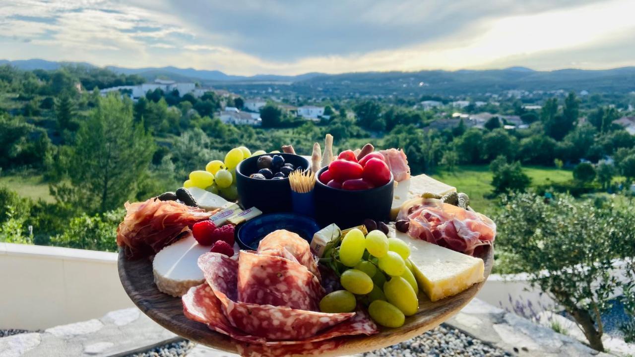 L'Oree Cevenole, Gite Avec Spa Et Vue Panoramique Sur Les Cevennes Daire Saint Julien Les Rosiers Dış mekan fotoğraf